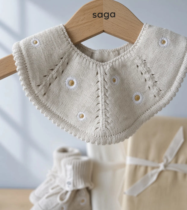 Knitted bib - Petite Daisy