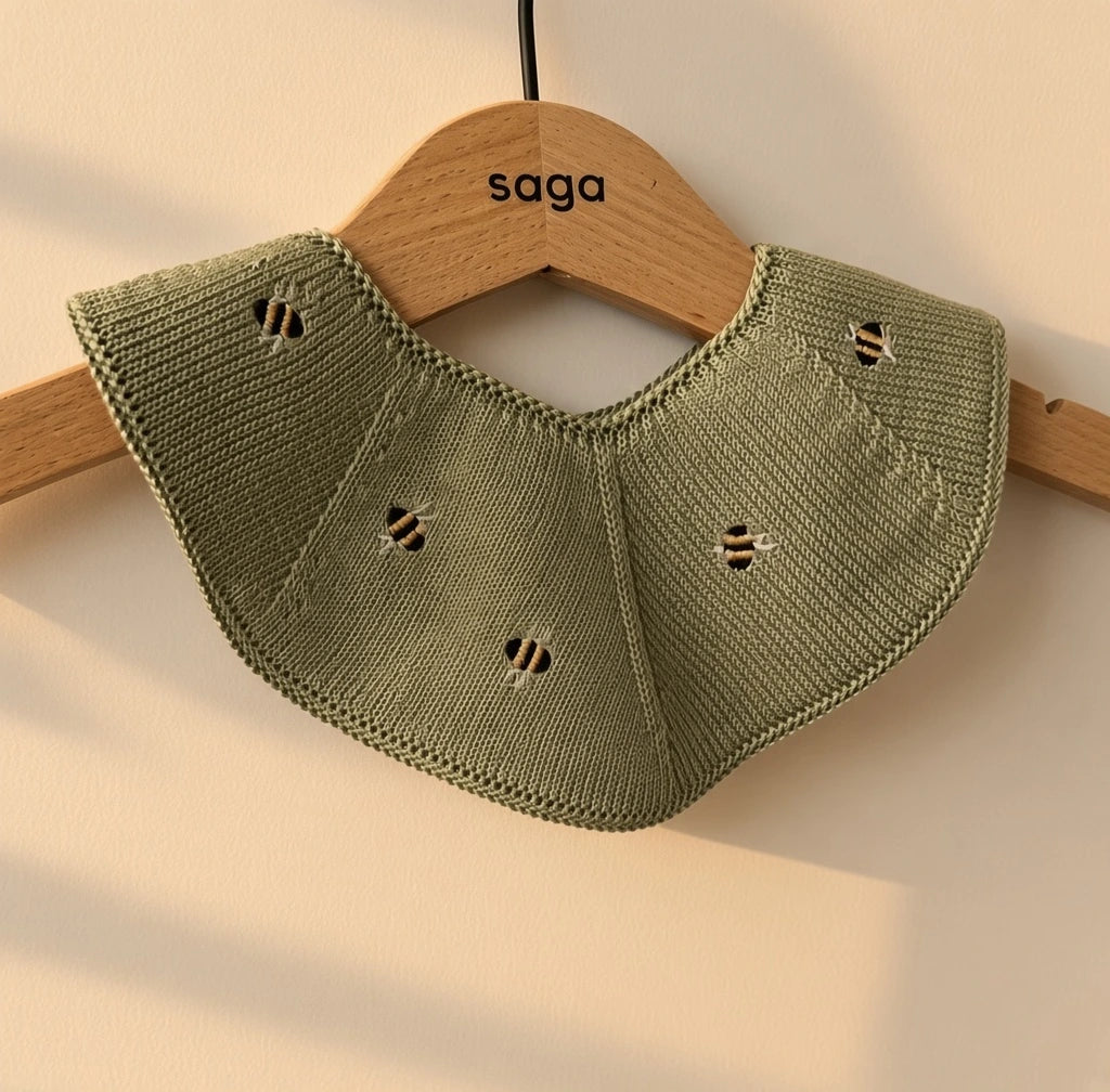 Knitted bib - Little Leaf Bee